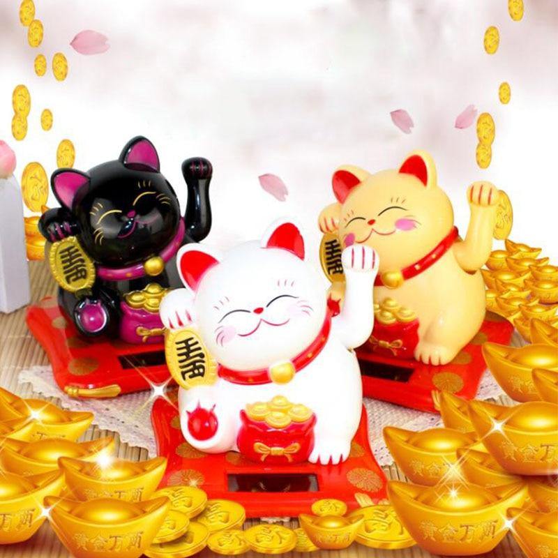 Maneki Neko Lucky Cat Sculpture