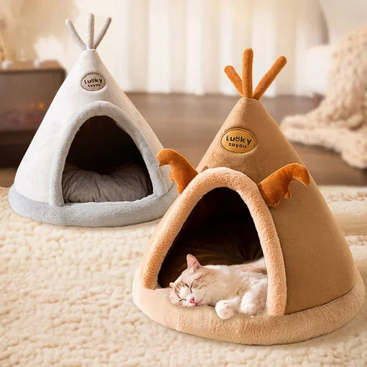 Warm Christmas Tents Pet Bed