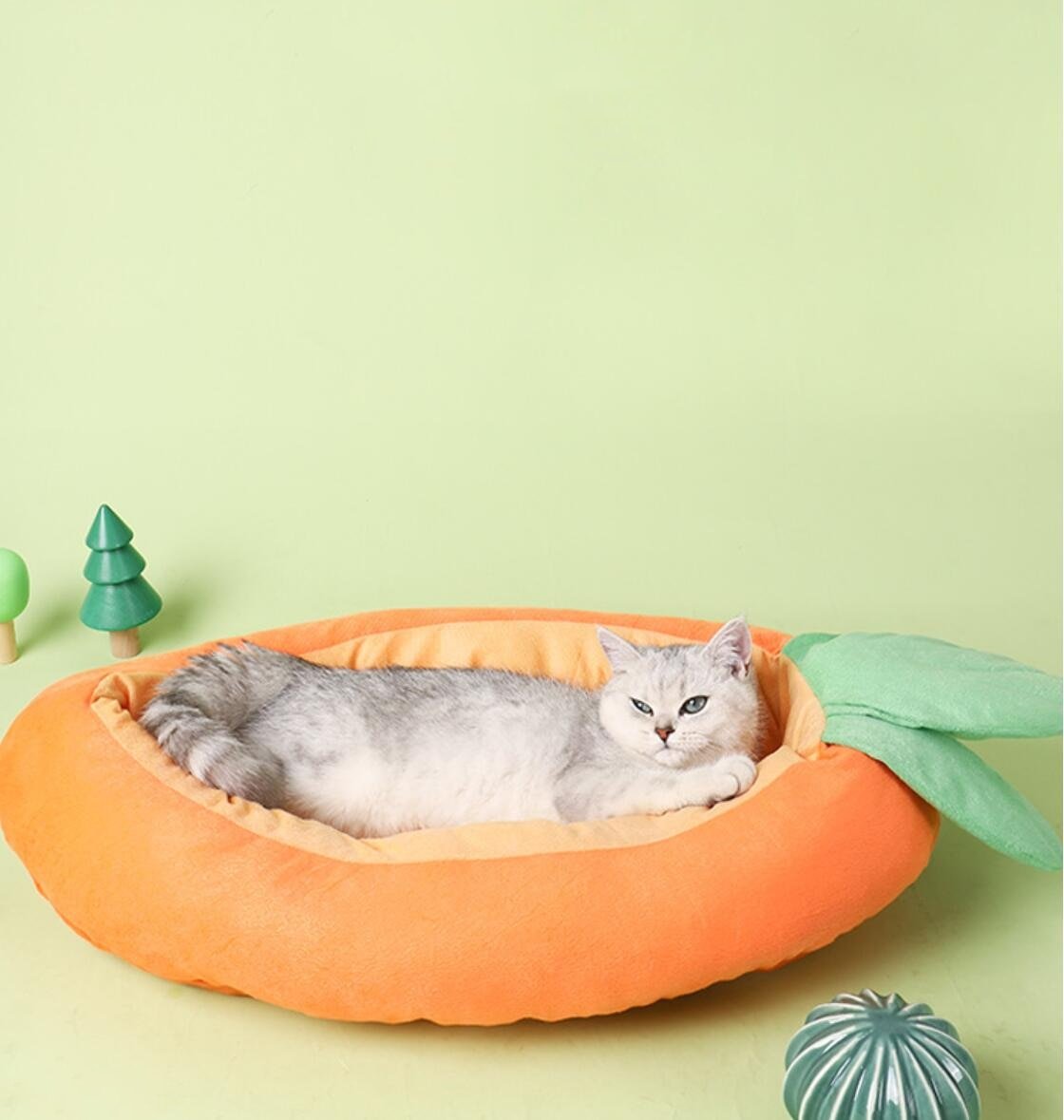 Carrot Shaped Pet Bed - Puppeeland